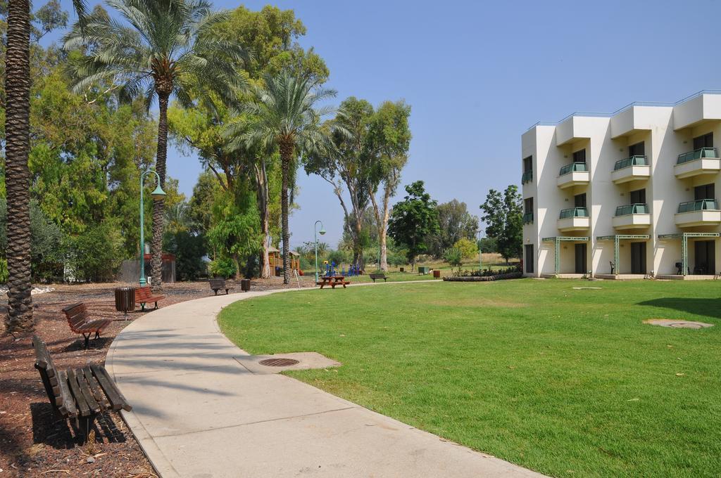 Kinar Galilee Hotel Exterior photo