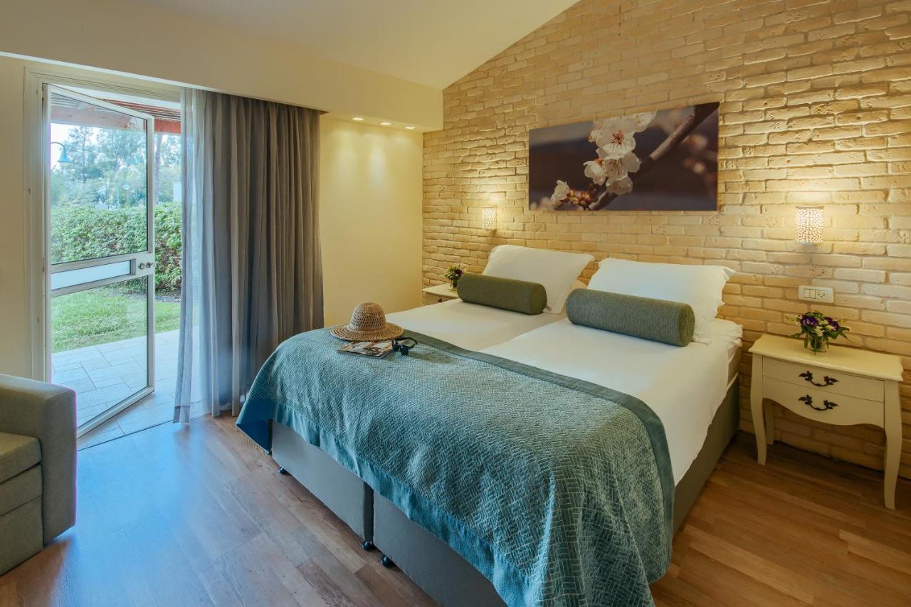 Kinar Galilee Hotel Exterior photo